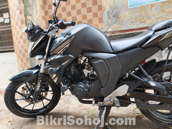 Yamaha Fzs v2